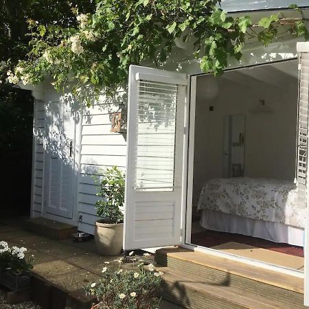 Garden Studio Cranbrook Exterior photo